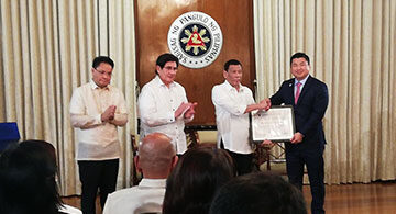 Duterte hands Mislatel Consortium permit to operate as 3rd telco